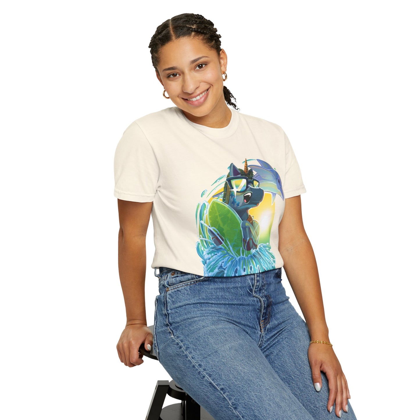 Arty Goes Surfing Unisex T-Shirt